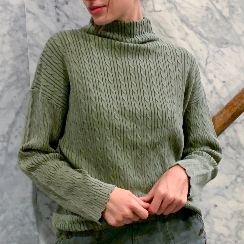 Hello Nite | Turtleneck Knit Sweater